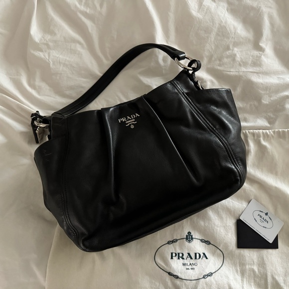 100 percent authentic Prada soft calf BR4687 hobo bag - Picture 8 of 14